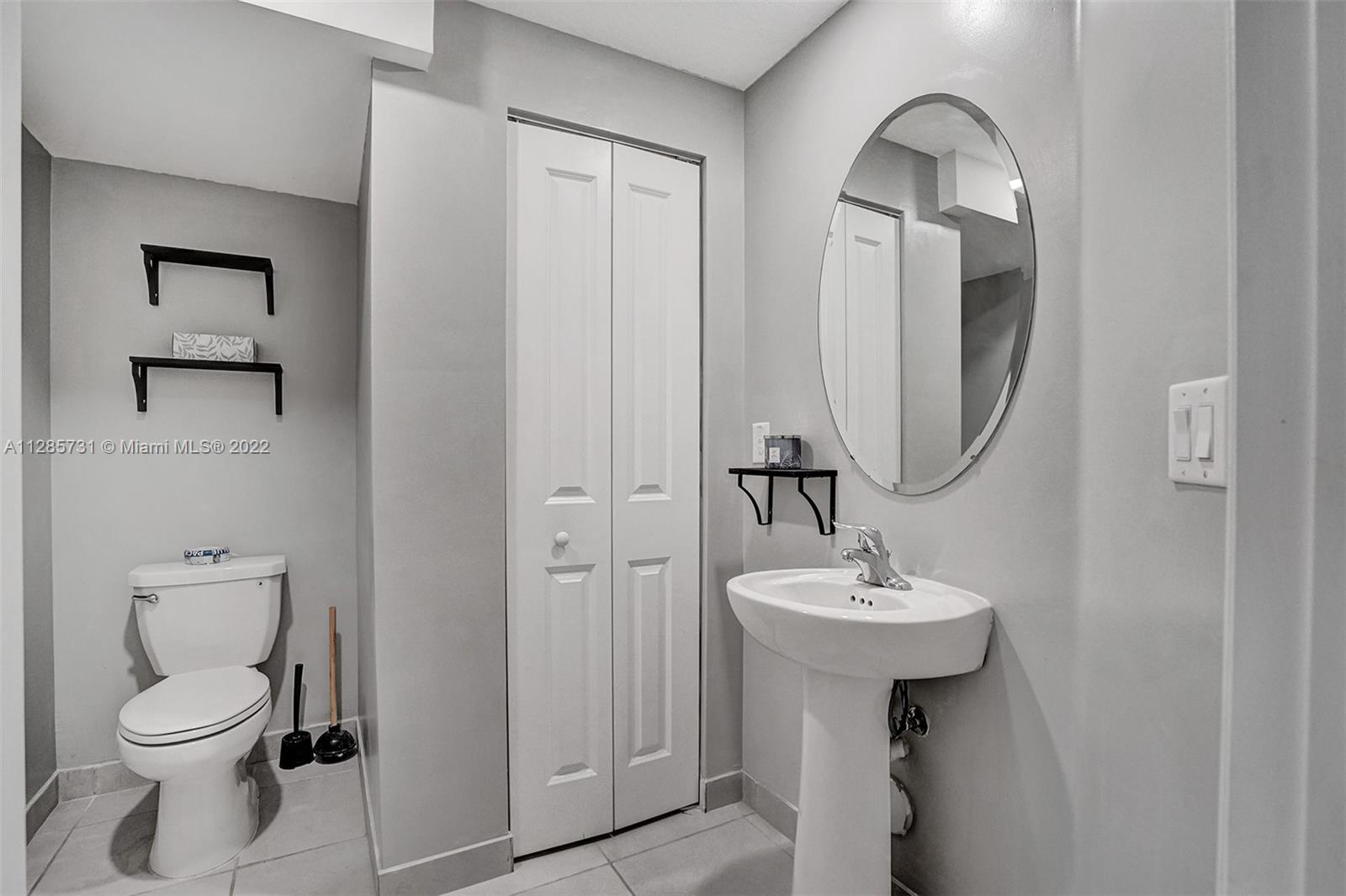 395 NE 211th Ter