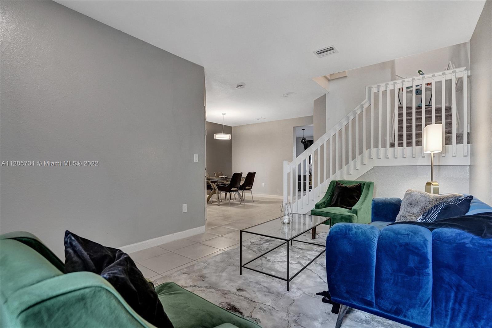 395 NE 211th Ter