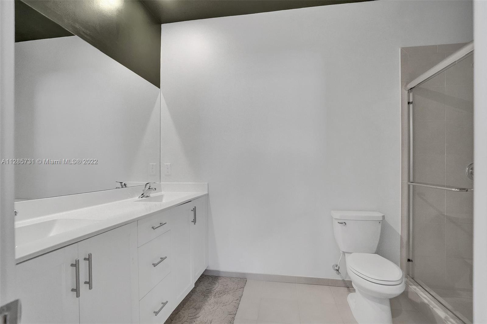395 NE 211th Ter