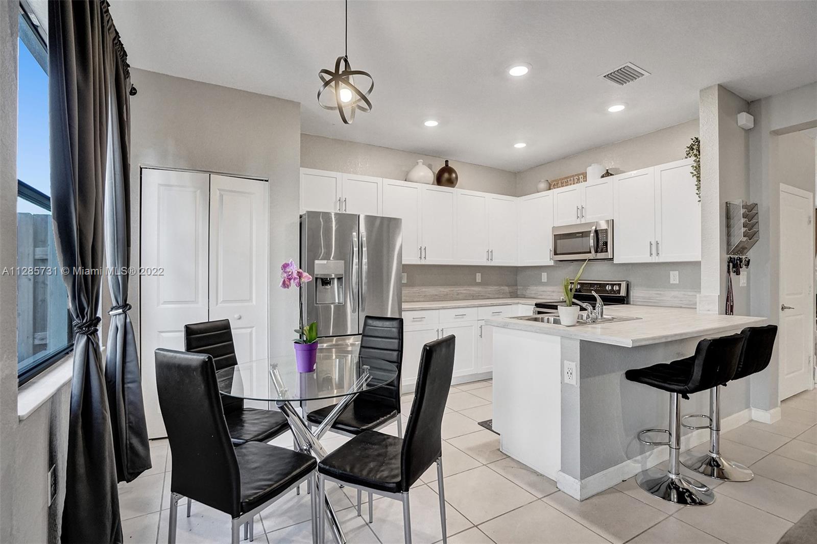 395 NE 211th Ter