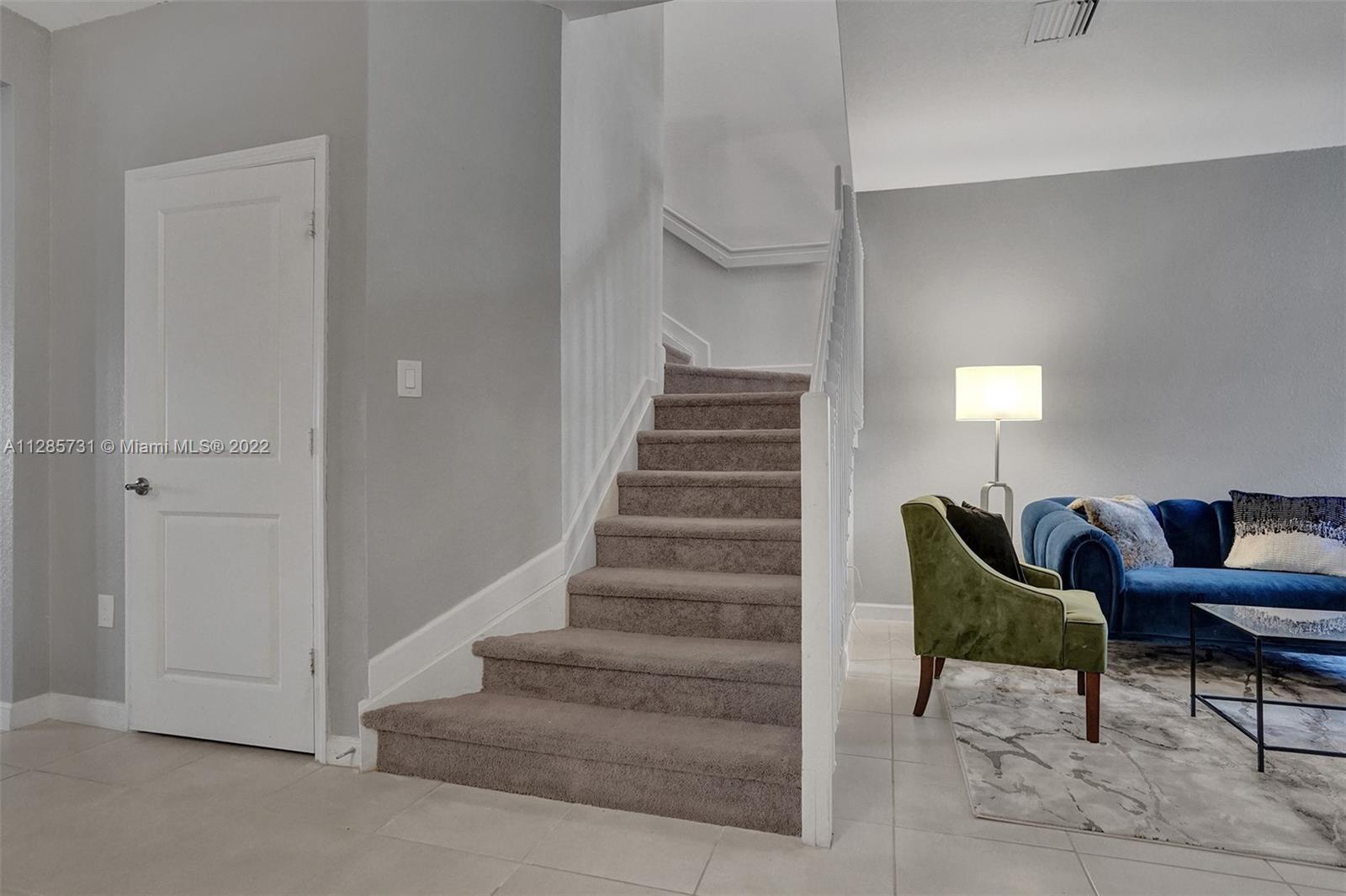 395 NE 211th Ter