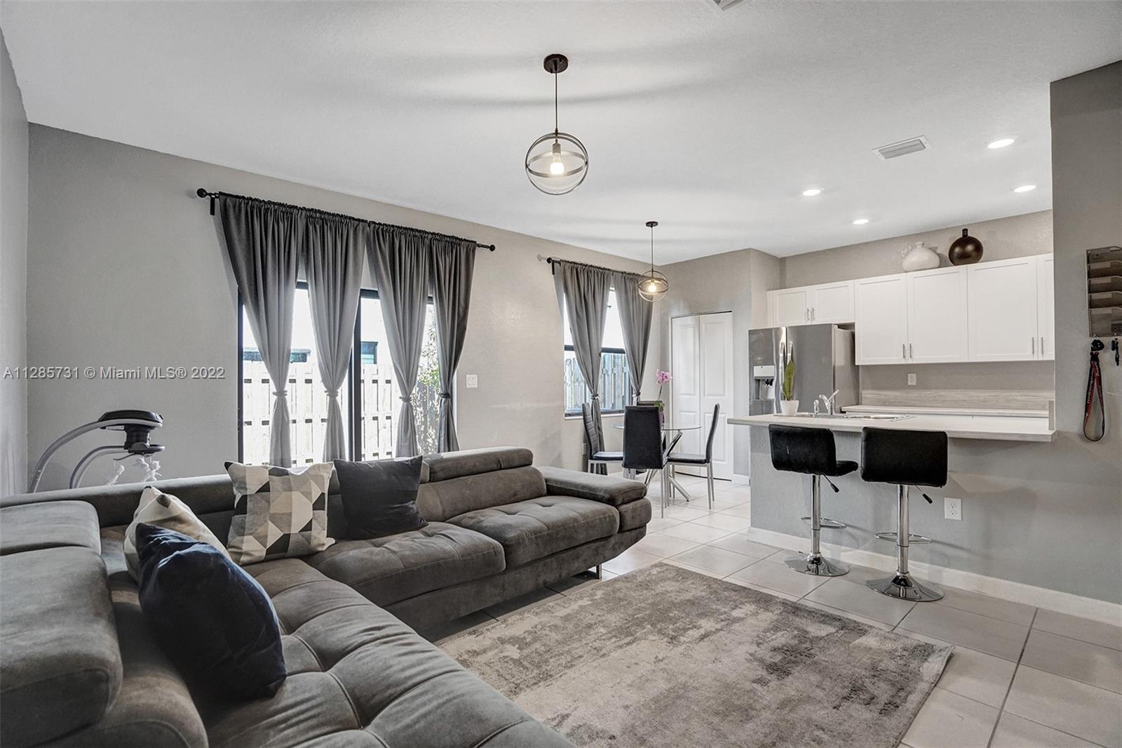 395 NE 211th Ter
