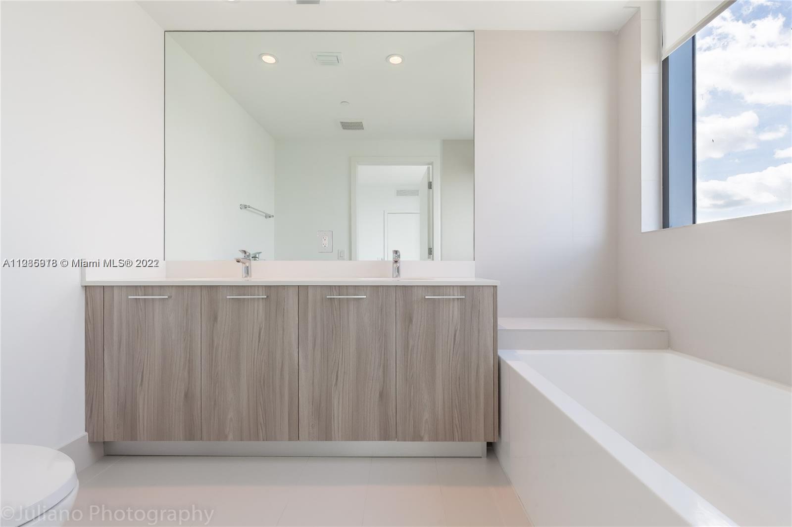 501 NE 31ST ST Unit: 2309