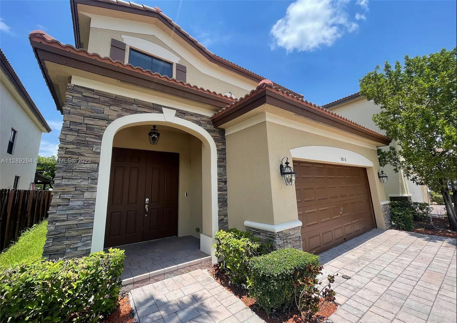8858 NW 101st Pl