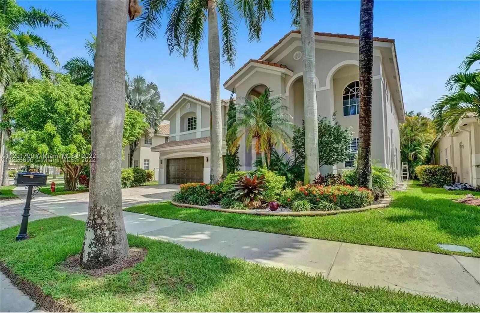 2526 Hunters Run Way