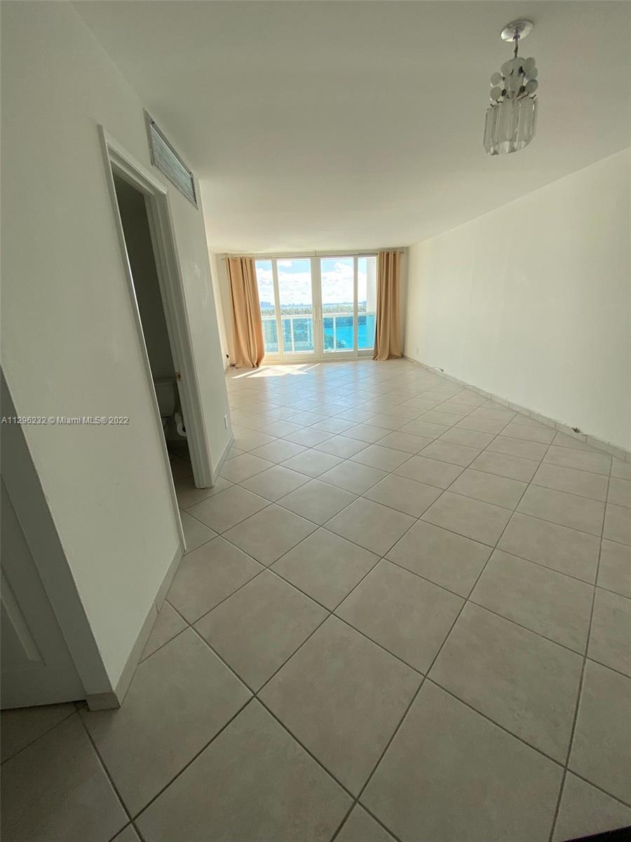 6770 Indian Creek Dr Unit: 11H