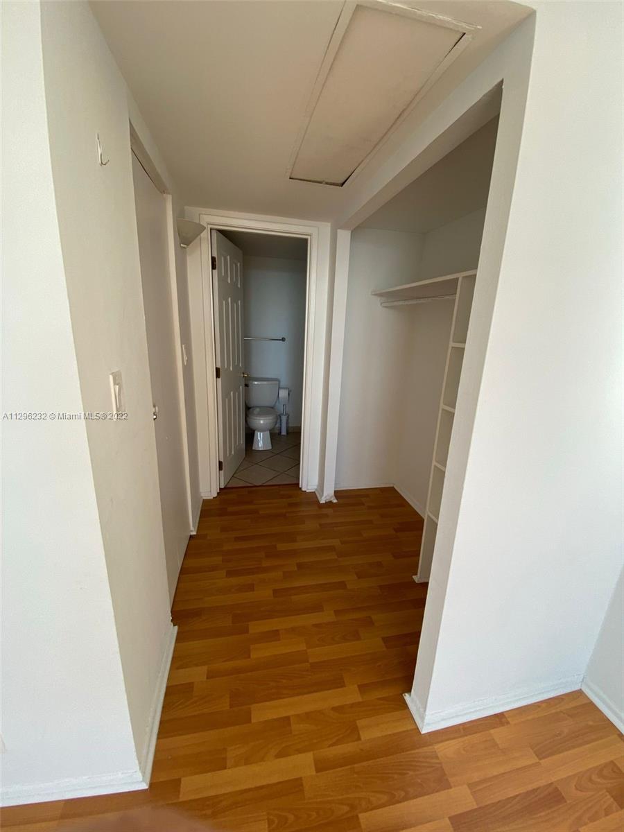6770 Indian Creek Dr Unit: 11H