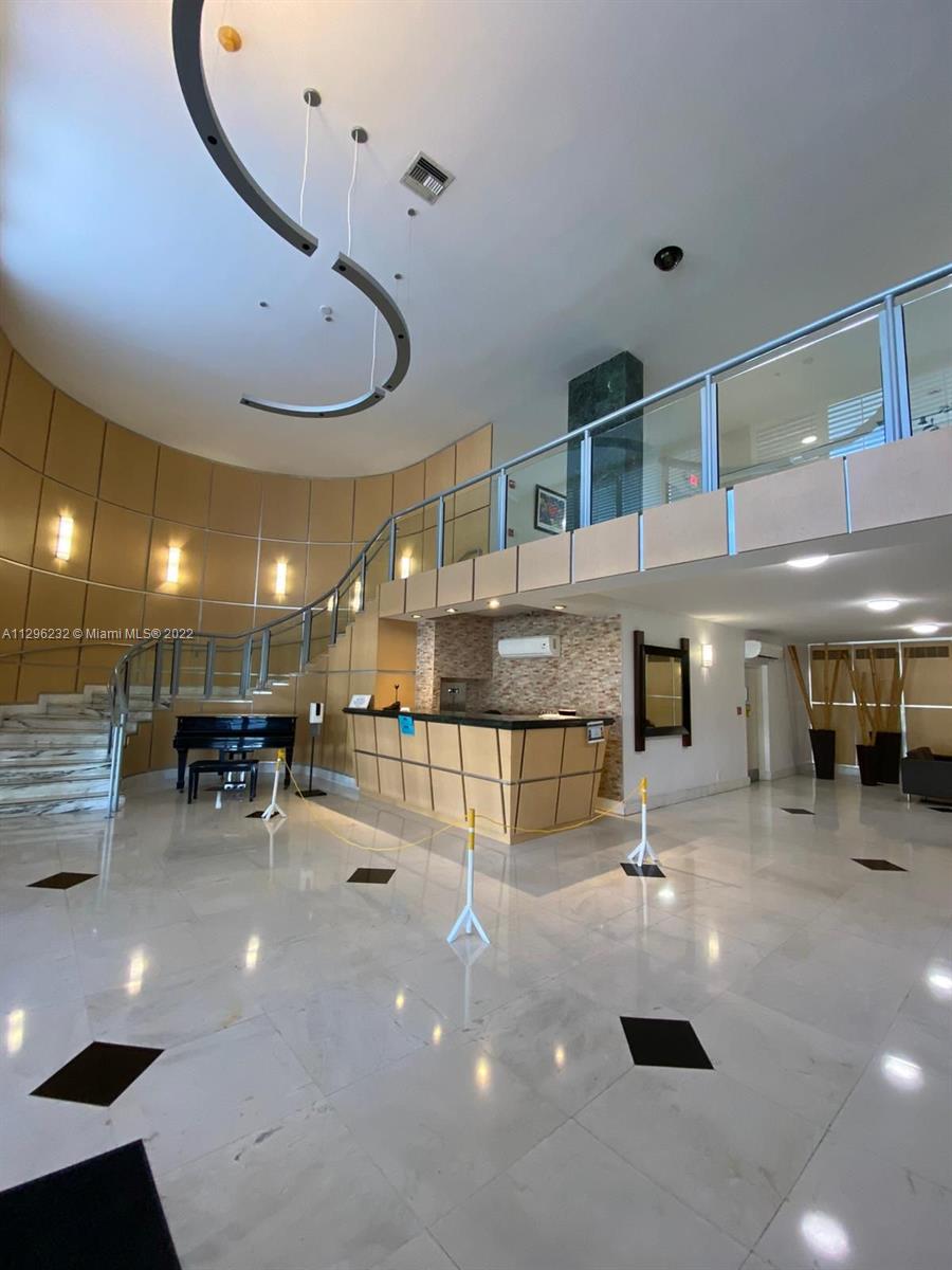 6770 Indian Creek Dr Unit: 11H