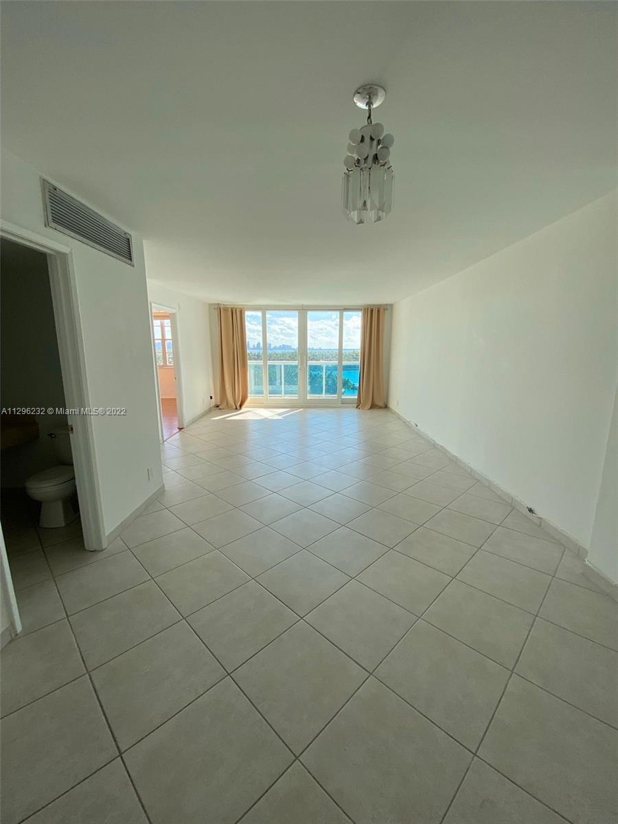 6770 Indian Creek Dr Unit: 11H
