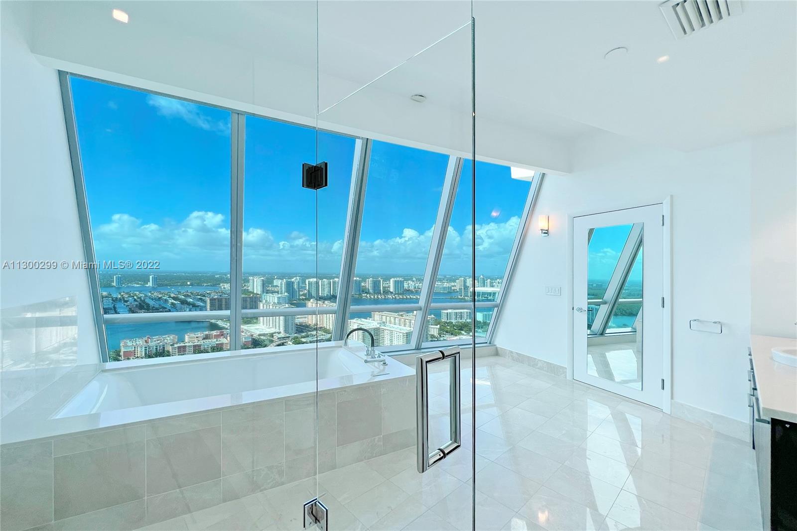 17121 Collins Ave Unit: 4803