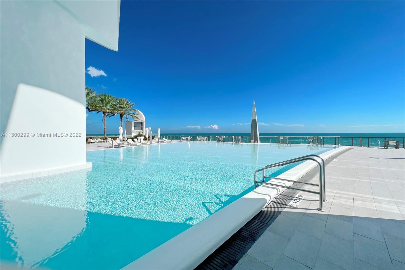 17121 Collins Ave Unit: 4803
