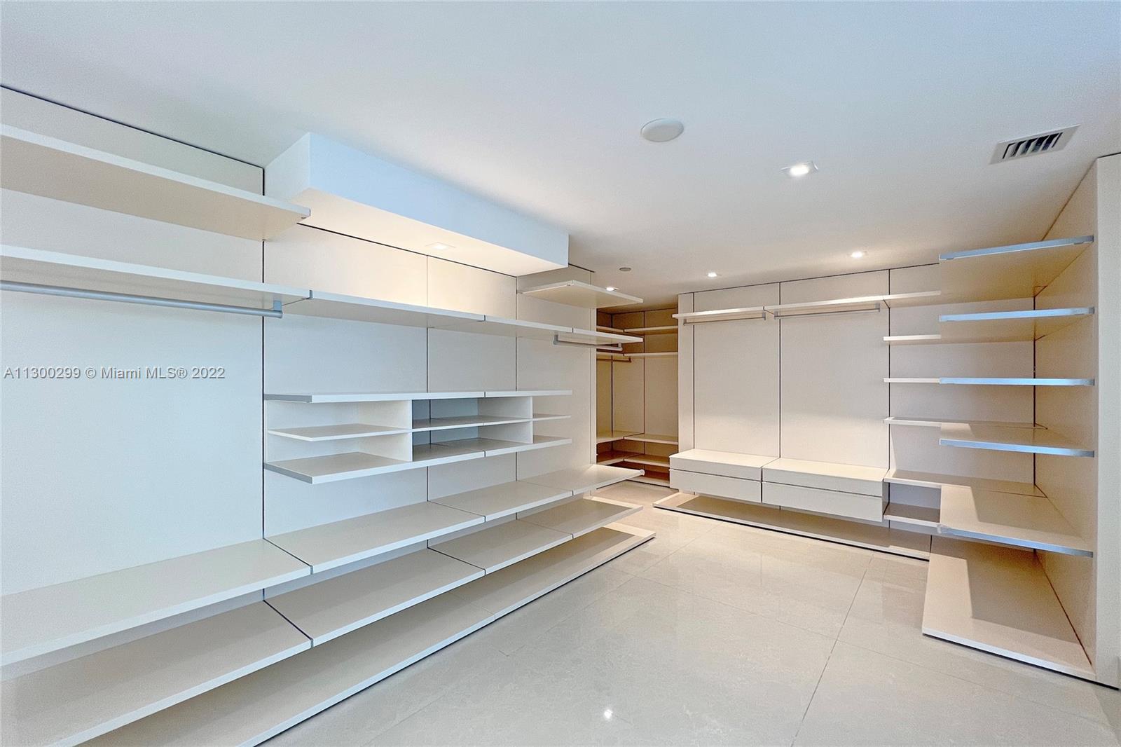17121 Collins Ave Unit: 4803