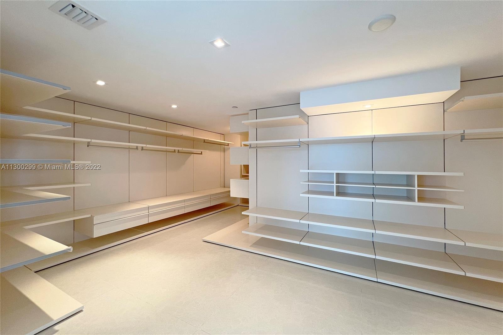17121 Collins Ave Unit: 4803