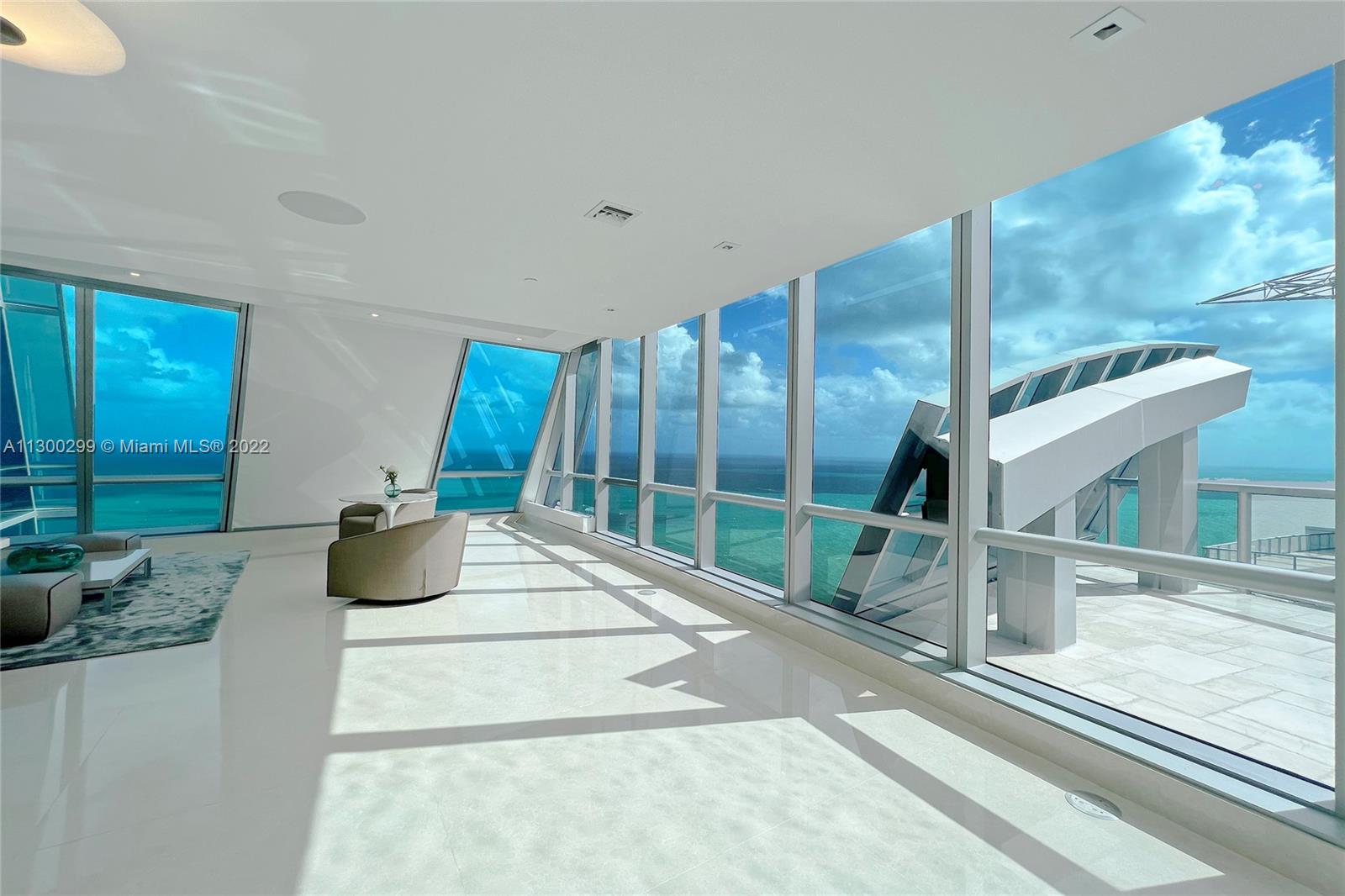 17121 Collins Ave Unit: 4803