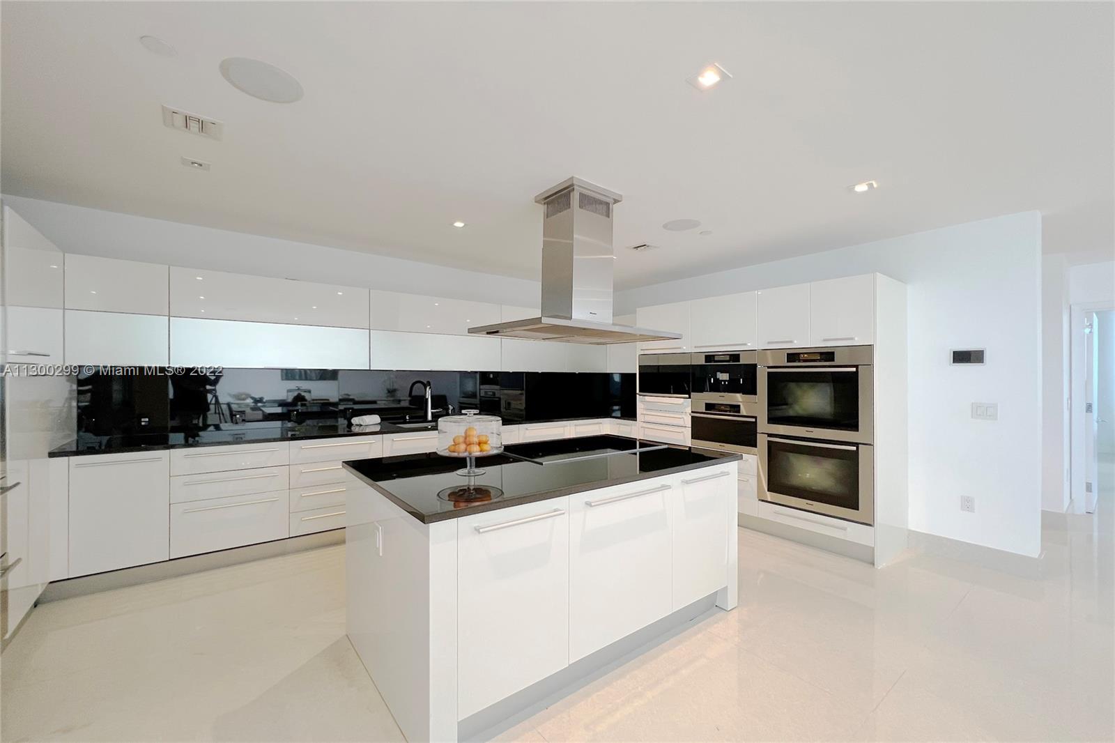 17121 Collins Ave Unit: 4803