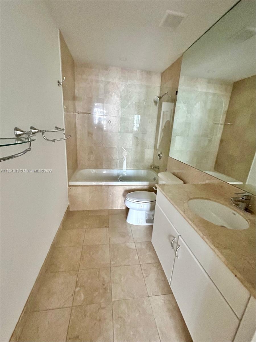 801 Brickell Key Blvd Unit: 1908