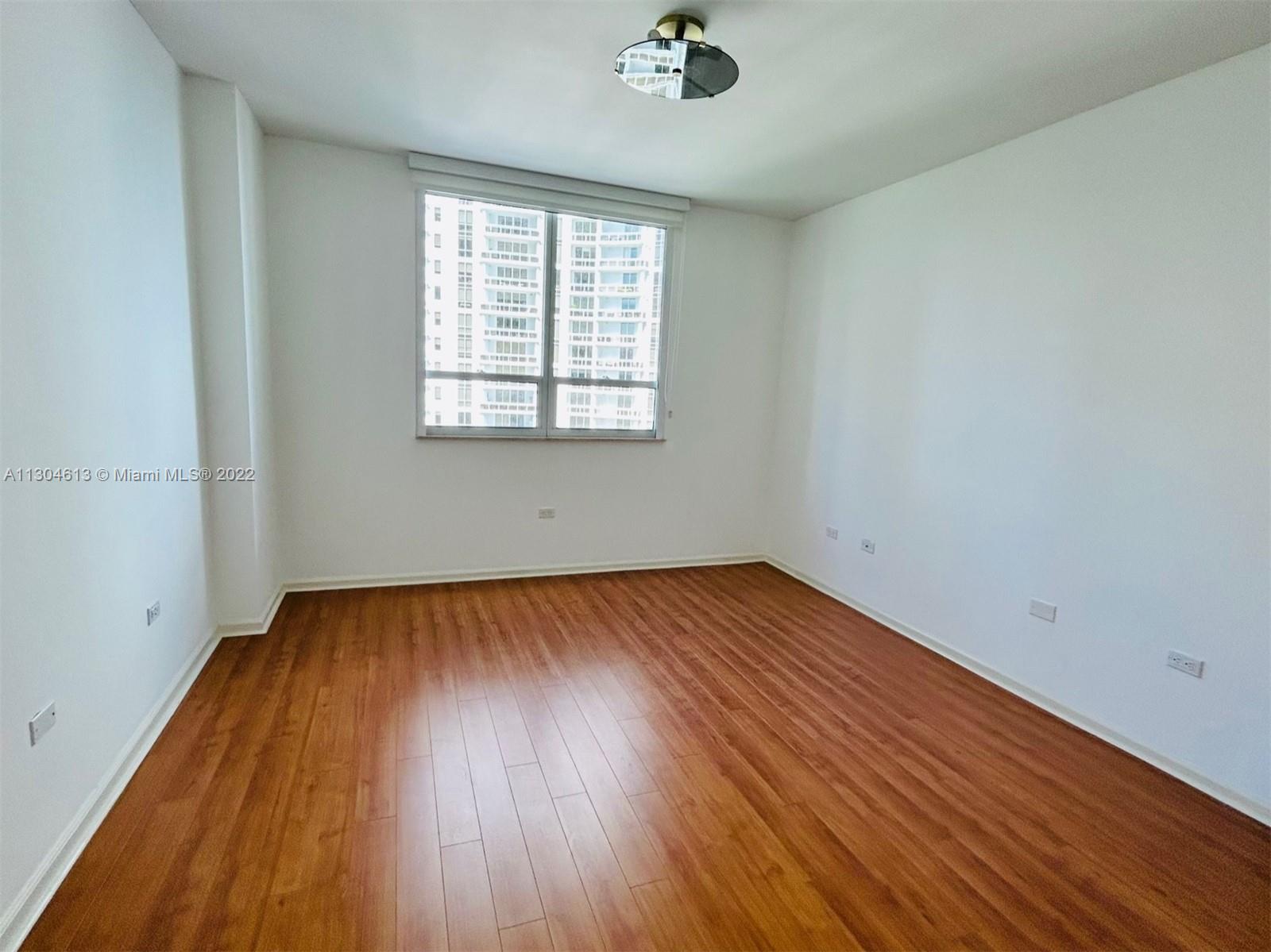 801 Brickell Key Blvd Unit: 1908