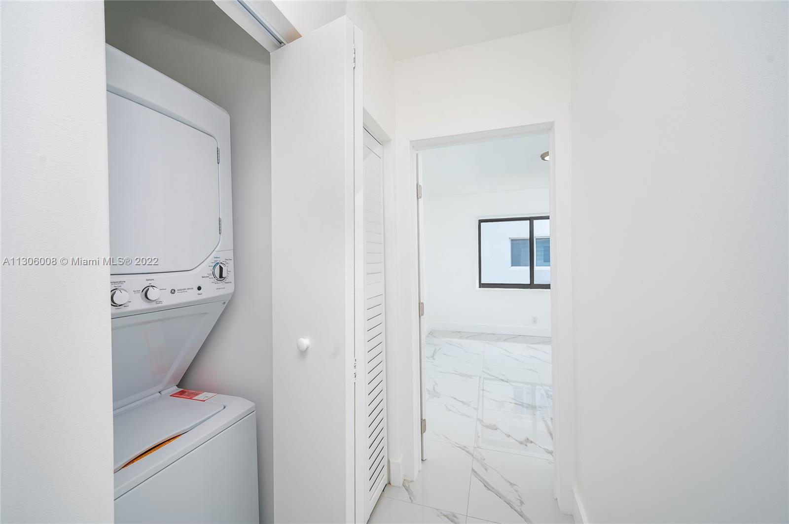705 83rd St Unit: 2