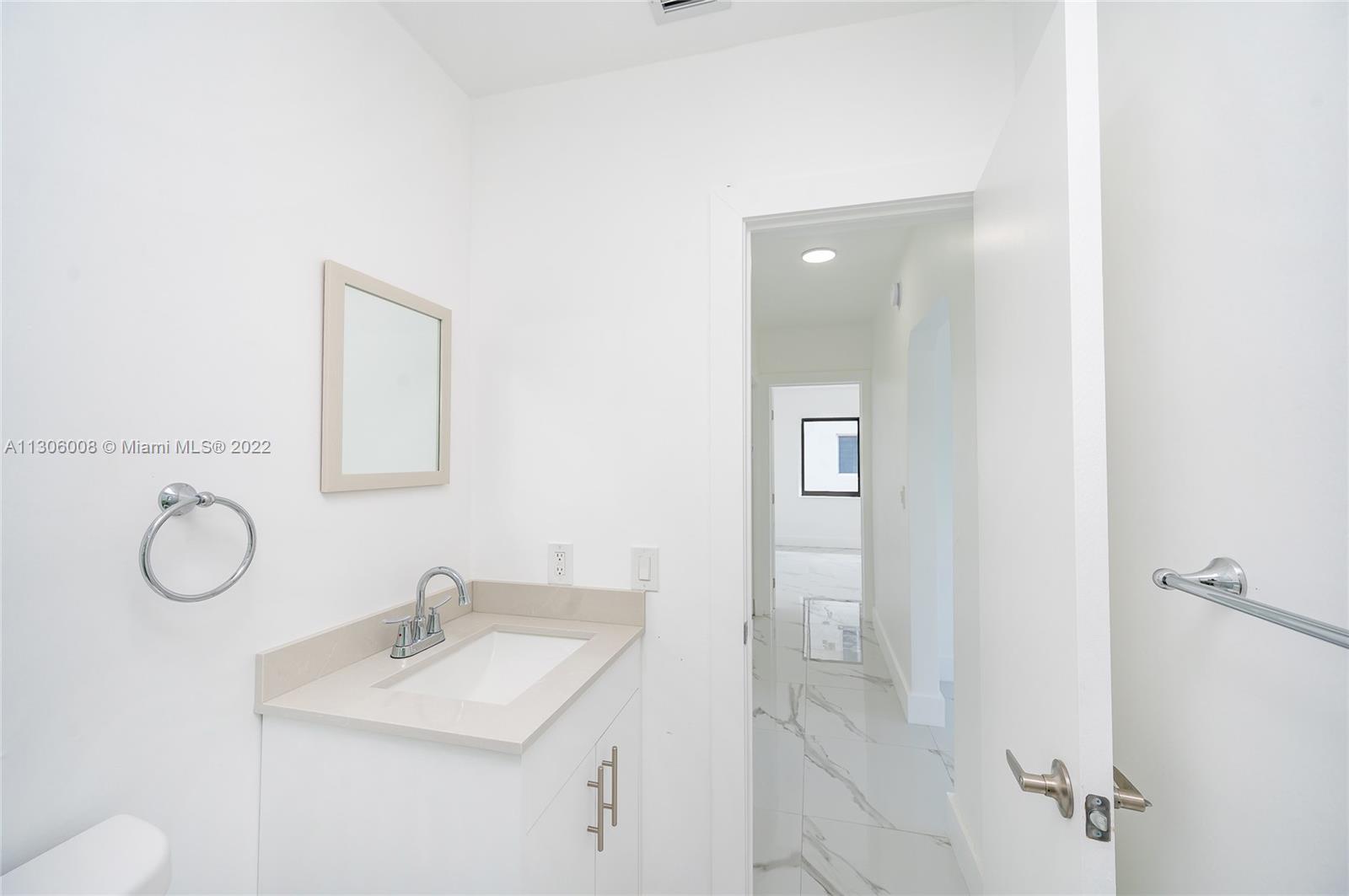 705 83rd St Unit: 2
