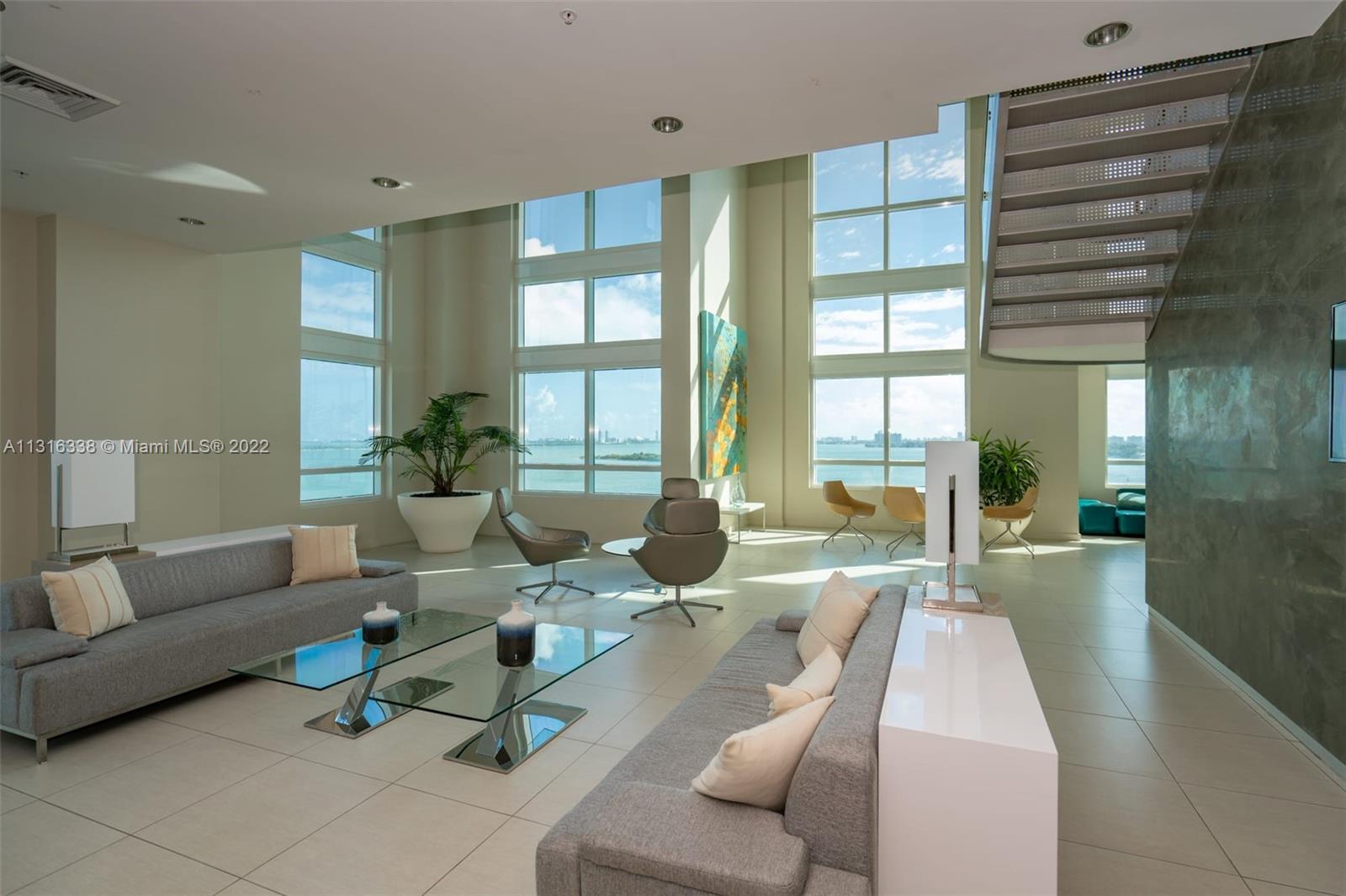 1900 N Bayshore Dr Unit: 4404