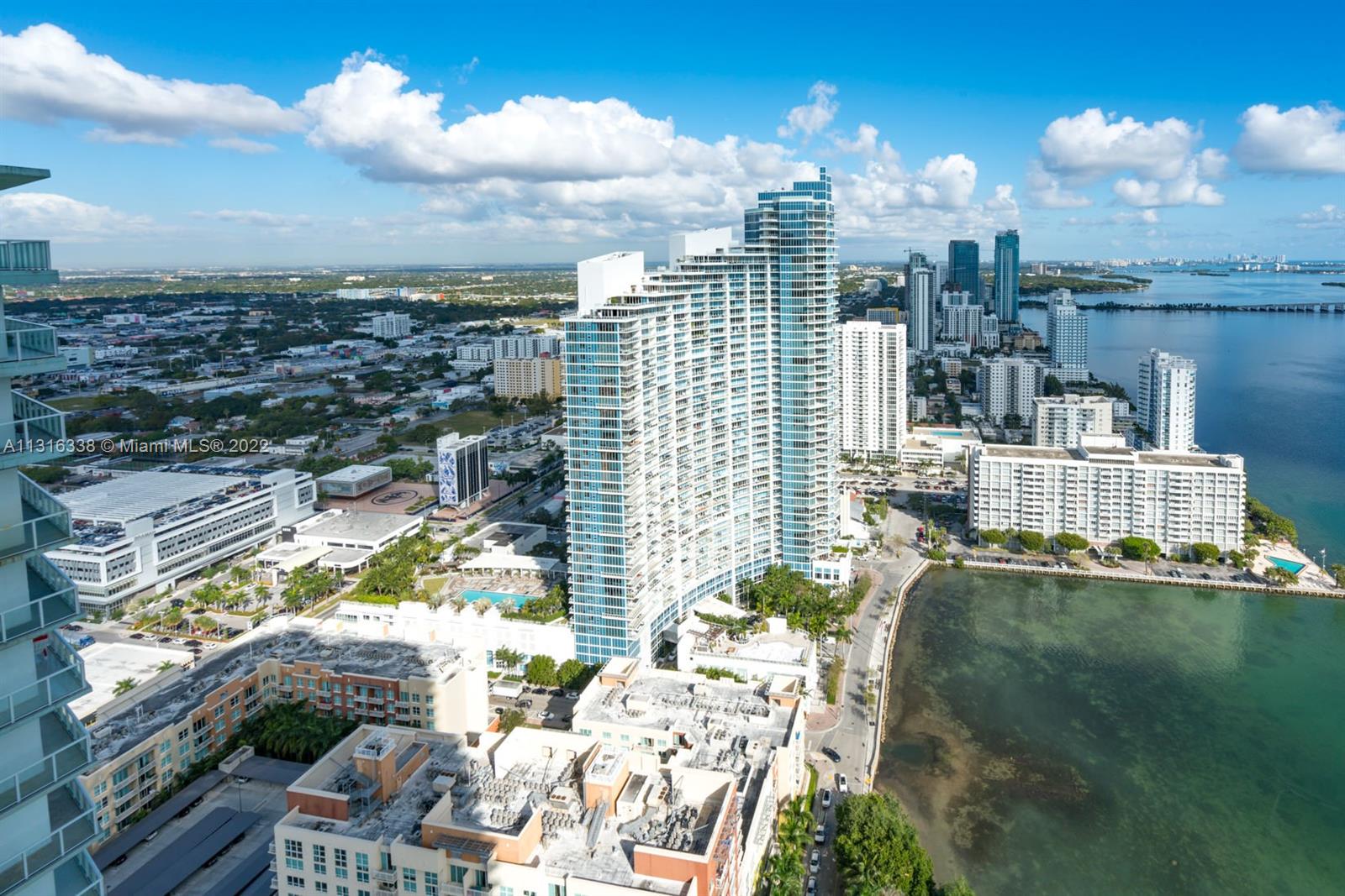 1900 N Bayshore Dr Unit: 4404