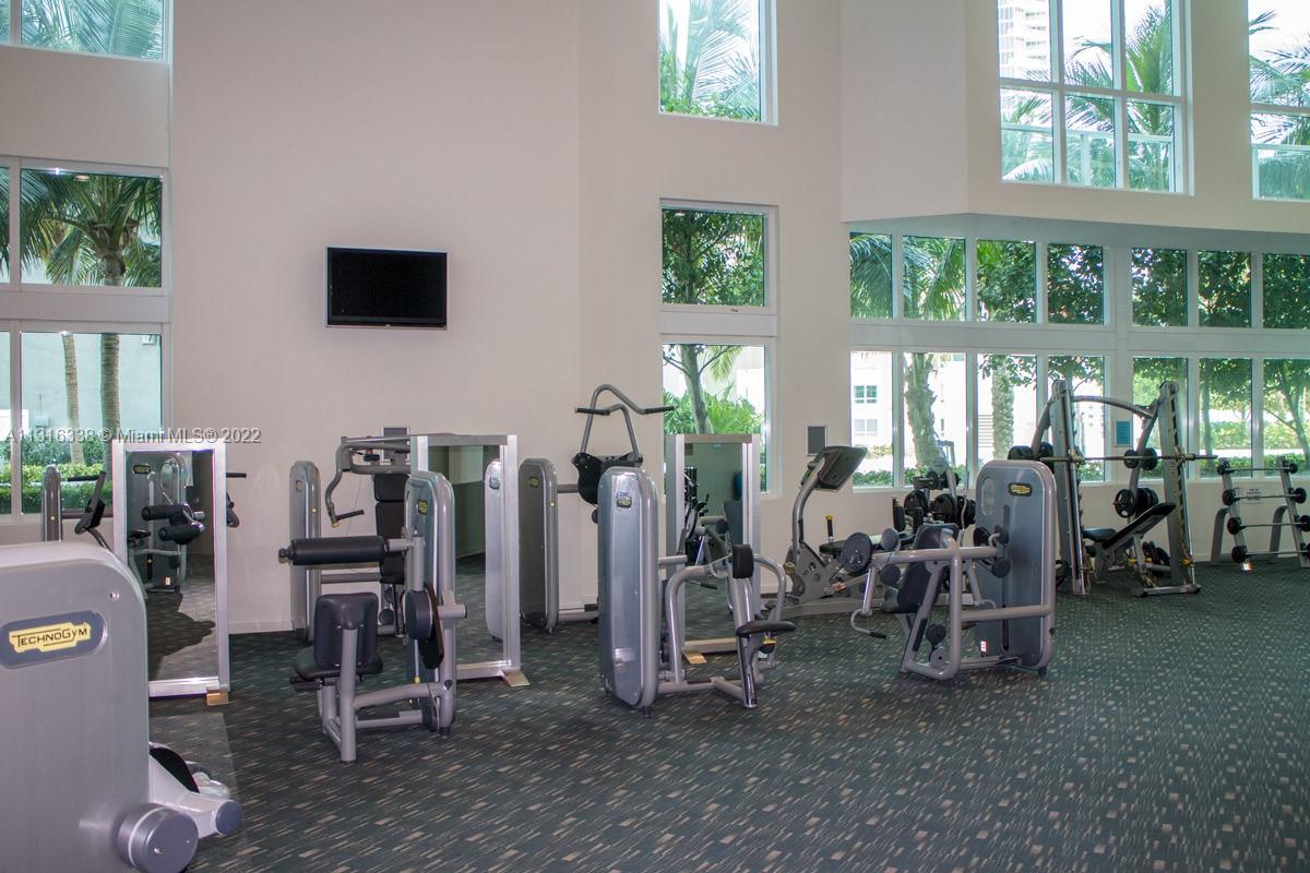 1900 N Bayshore Dr Unit: 4404