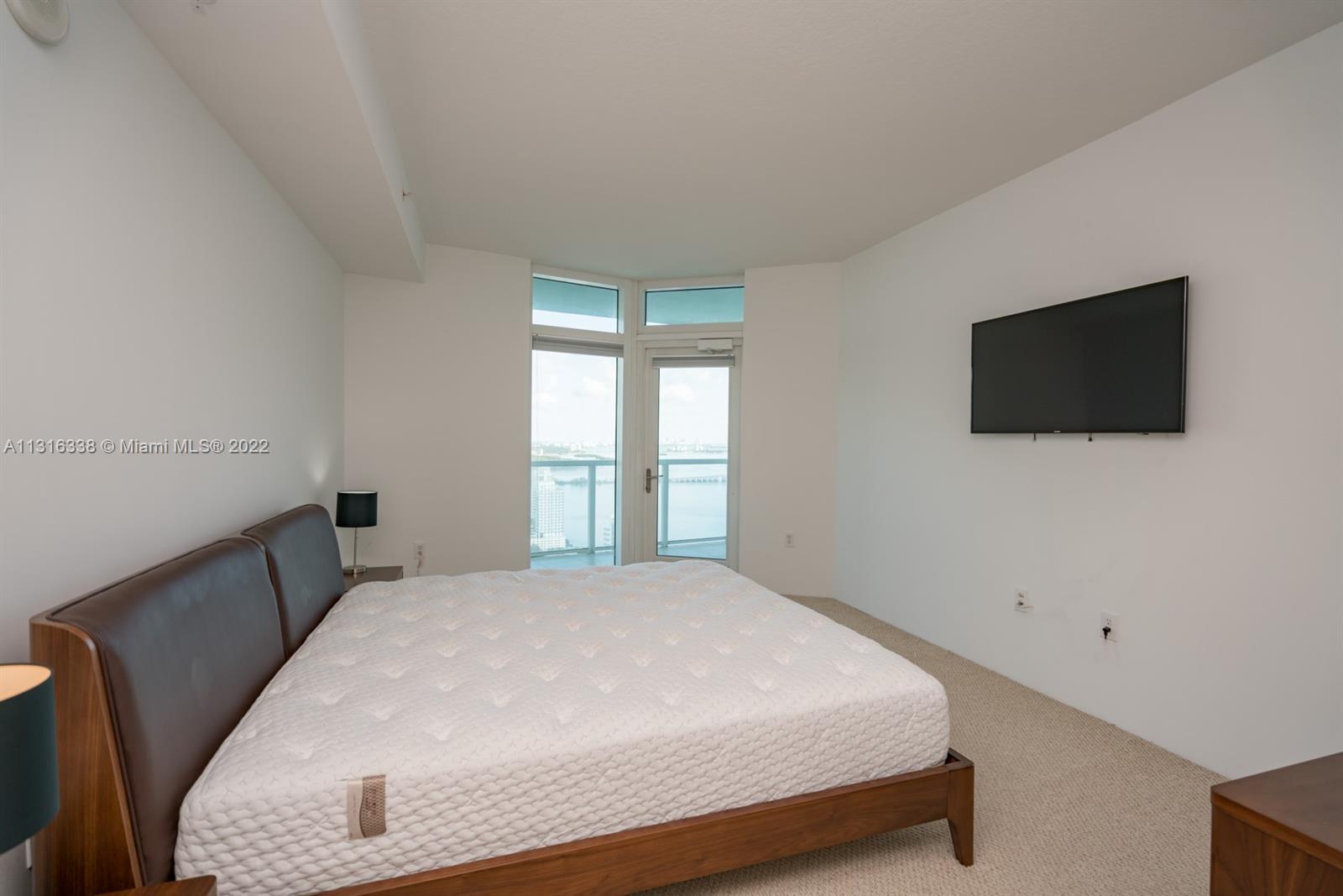 1900 N Bayshore Dr Unit: 4404