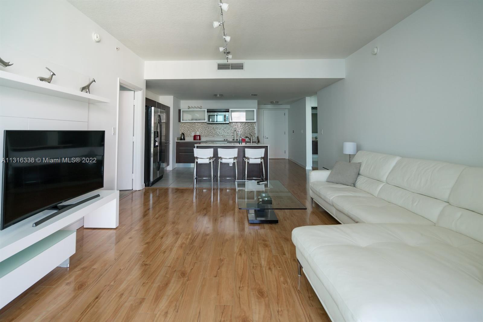 1900 N Bayshore Dr Unit: 4404