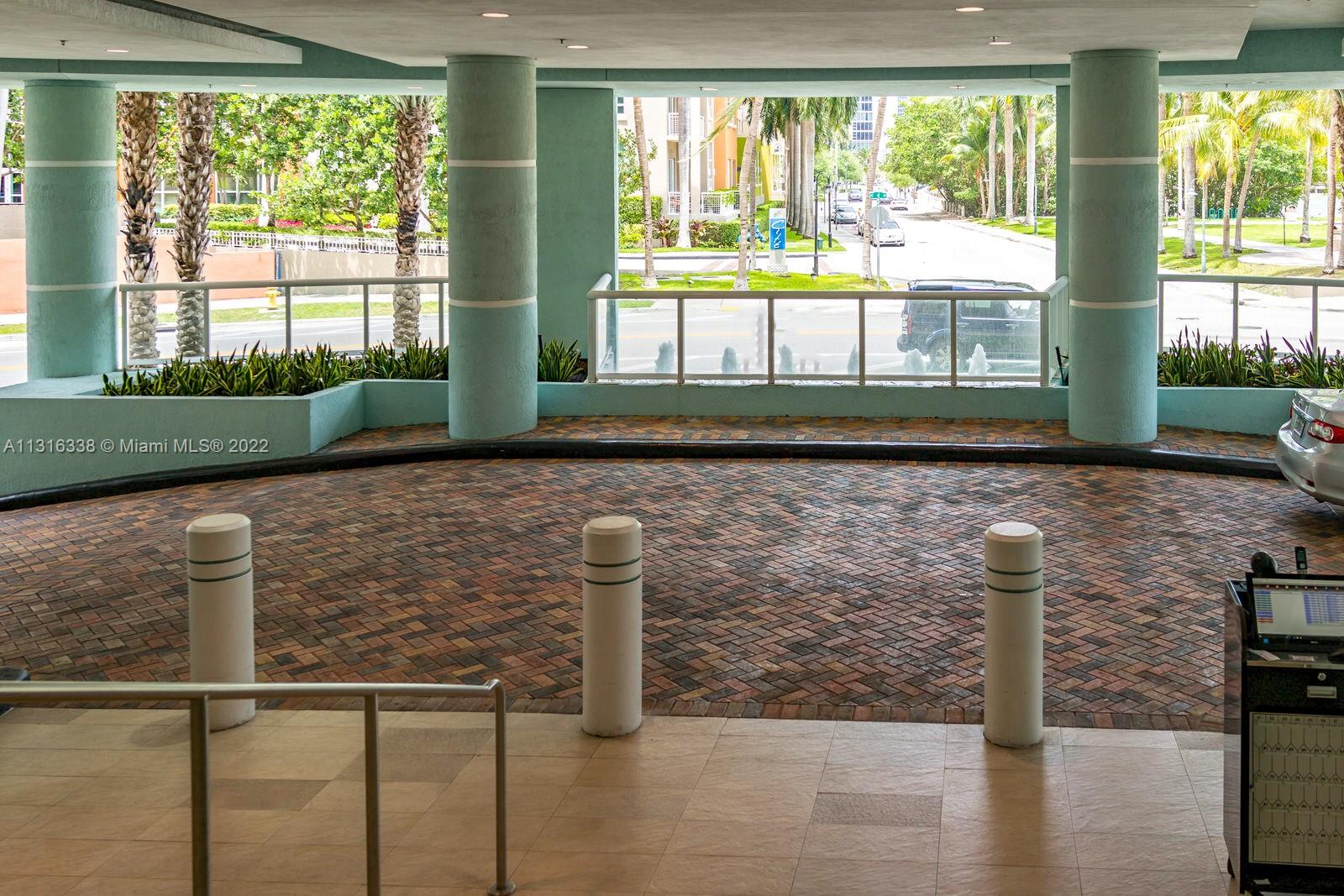 1900 N Bayshore Dr Unit: 4404