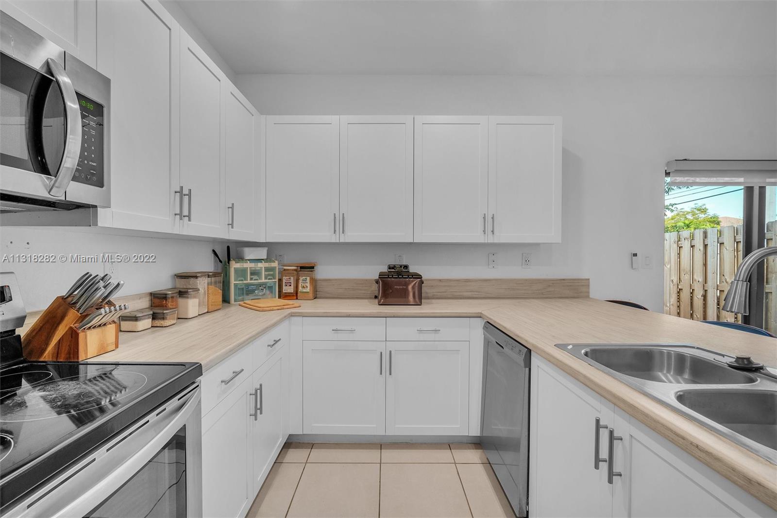21452 NE 3rd Path Unit: 21452