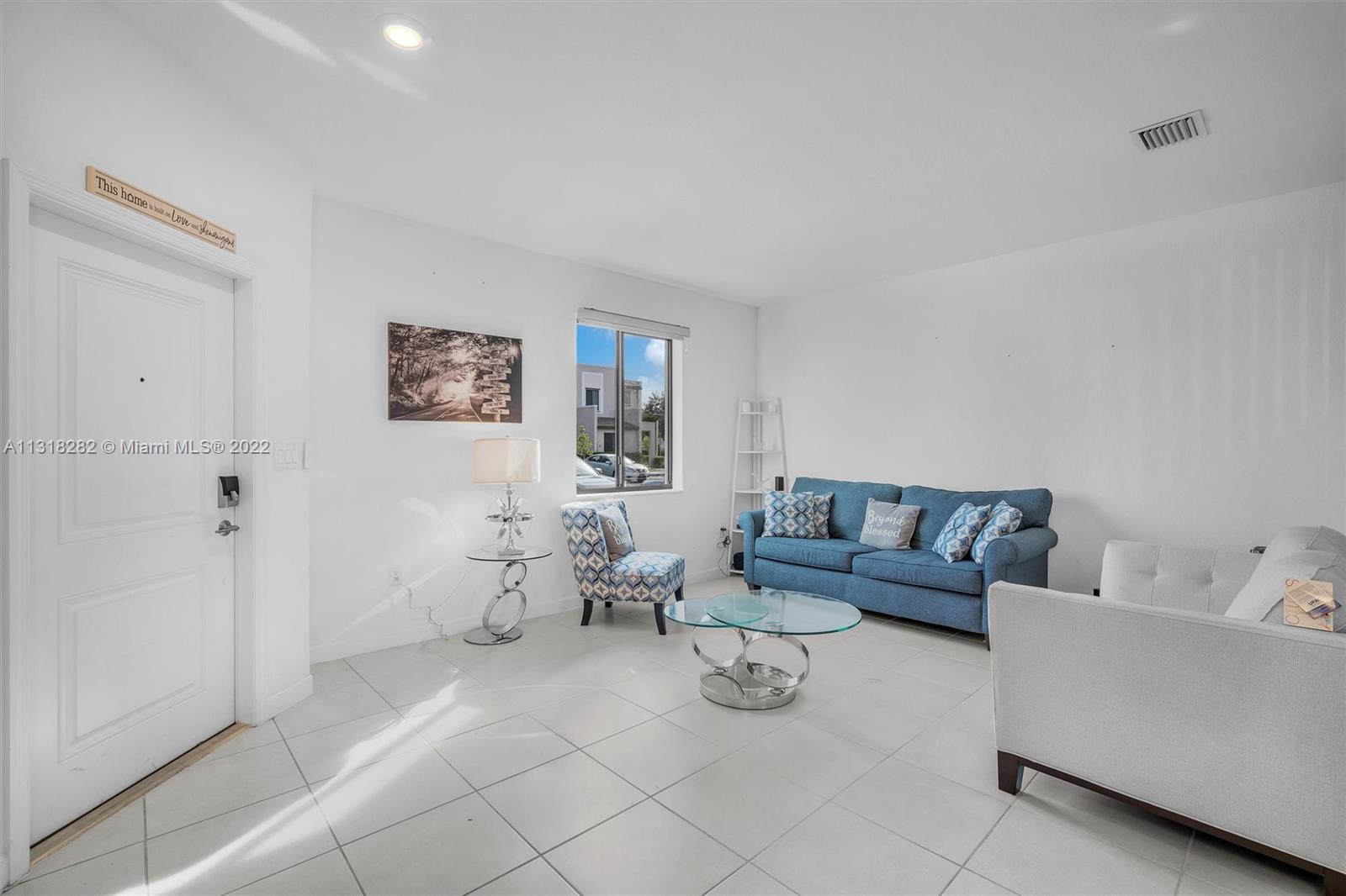 21452 NE 3rd Path Unit: 21452