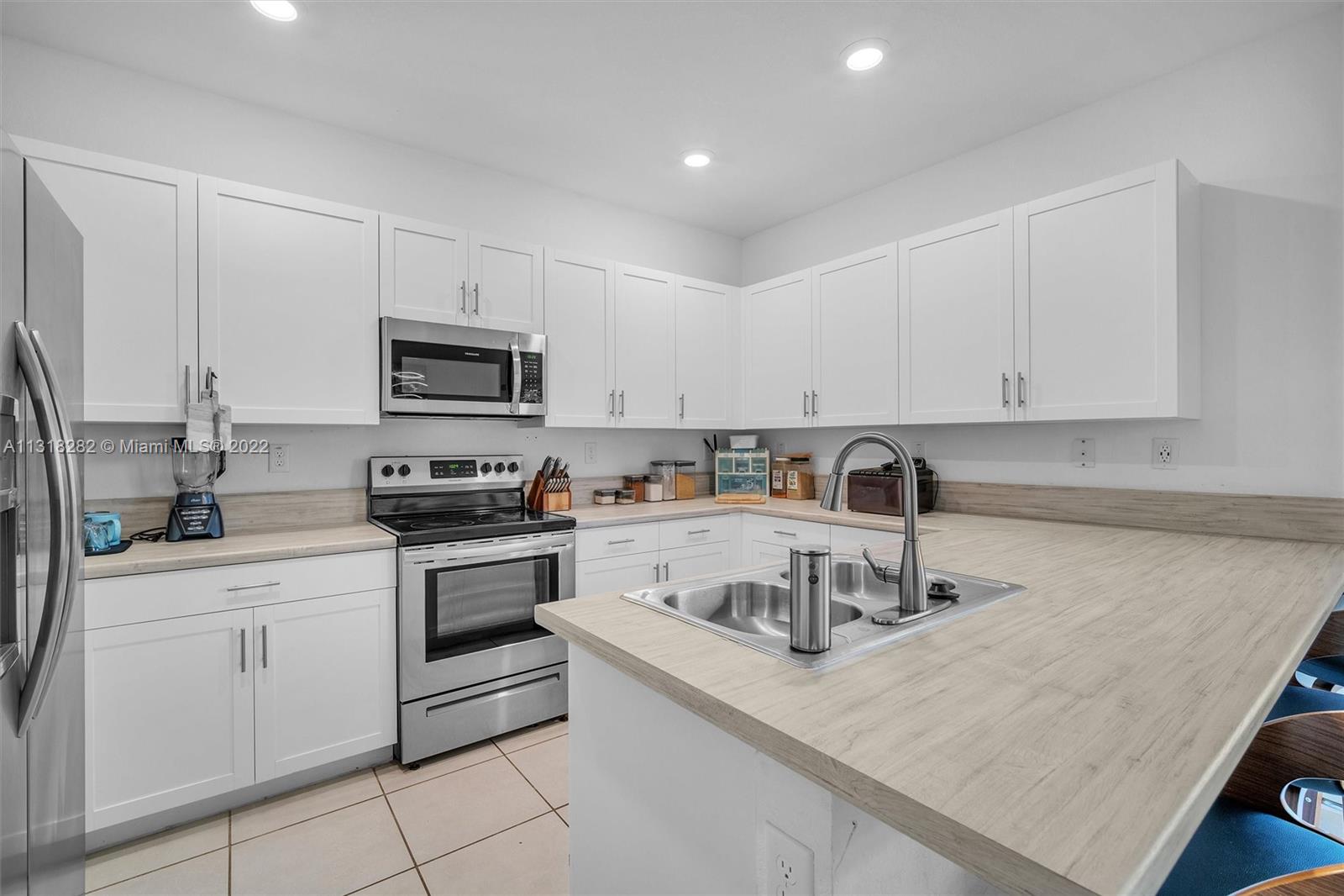 21452 NE 3rd Path Unit: 21452
