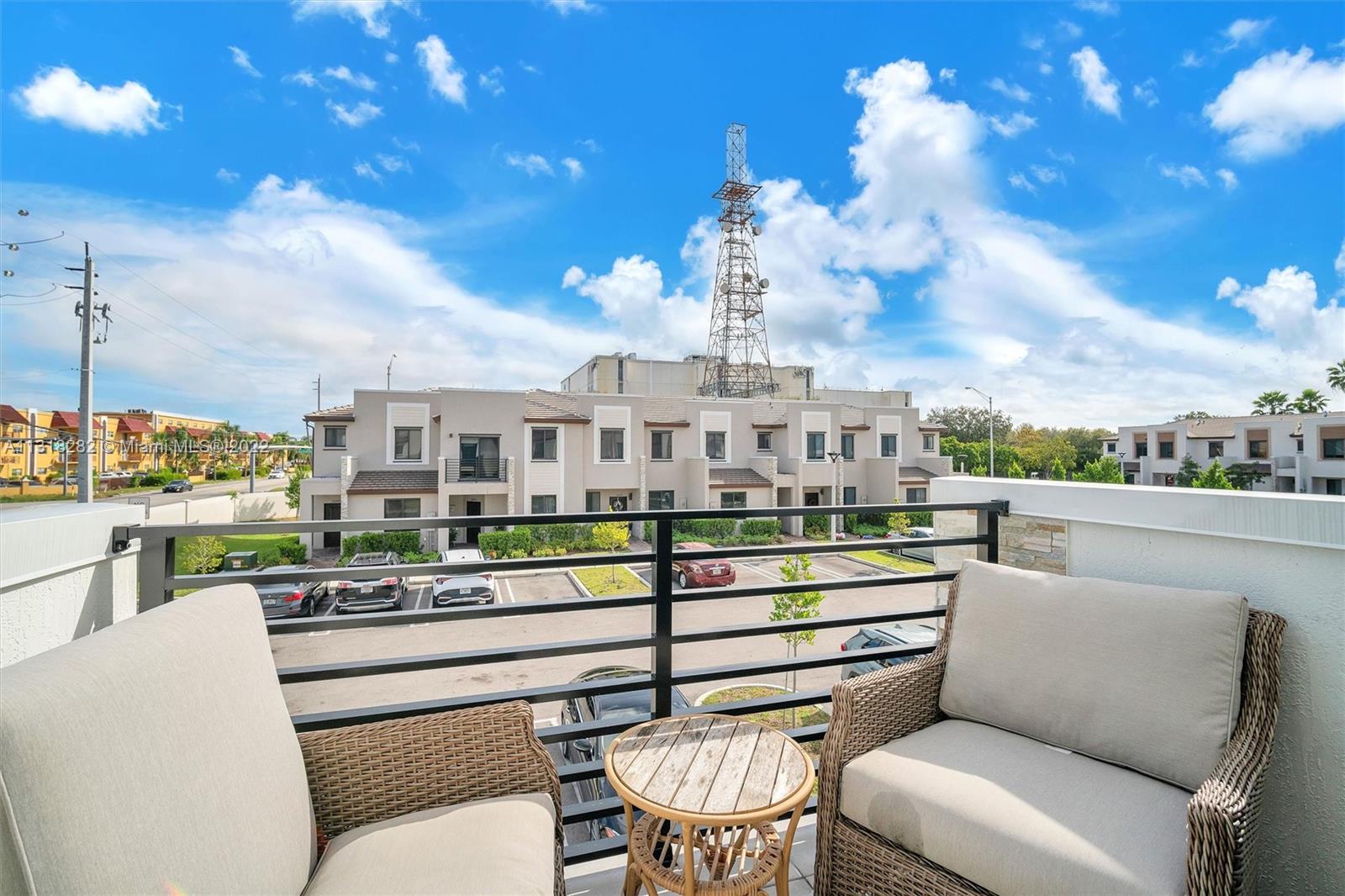 21452 NE 3rd Path Unit: 21452