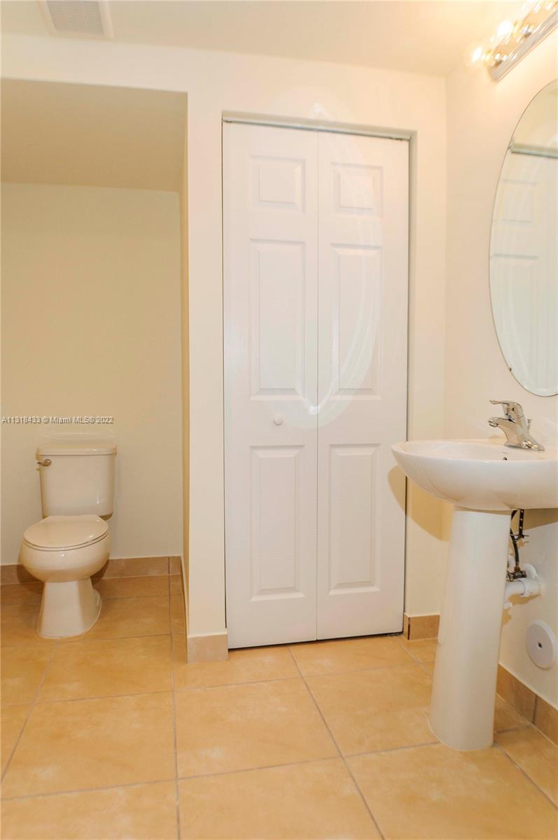 3313 W 94th Ter Unit: 3313