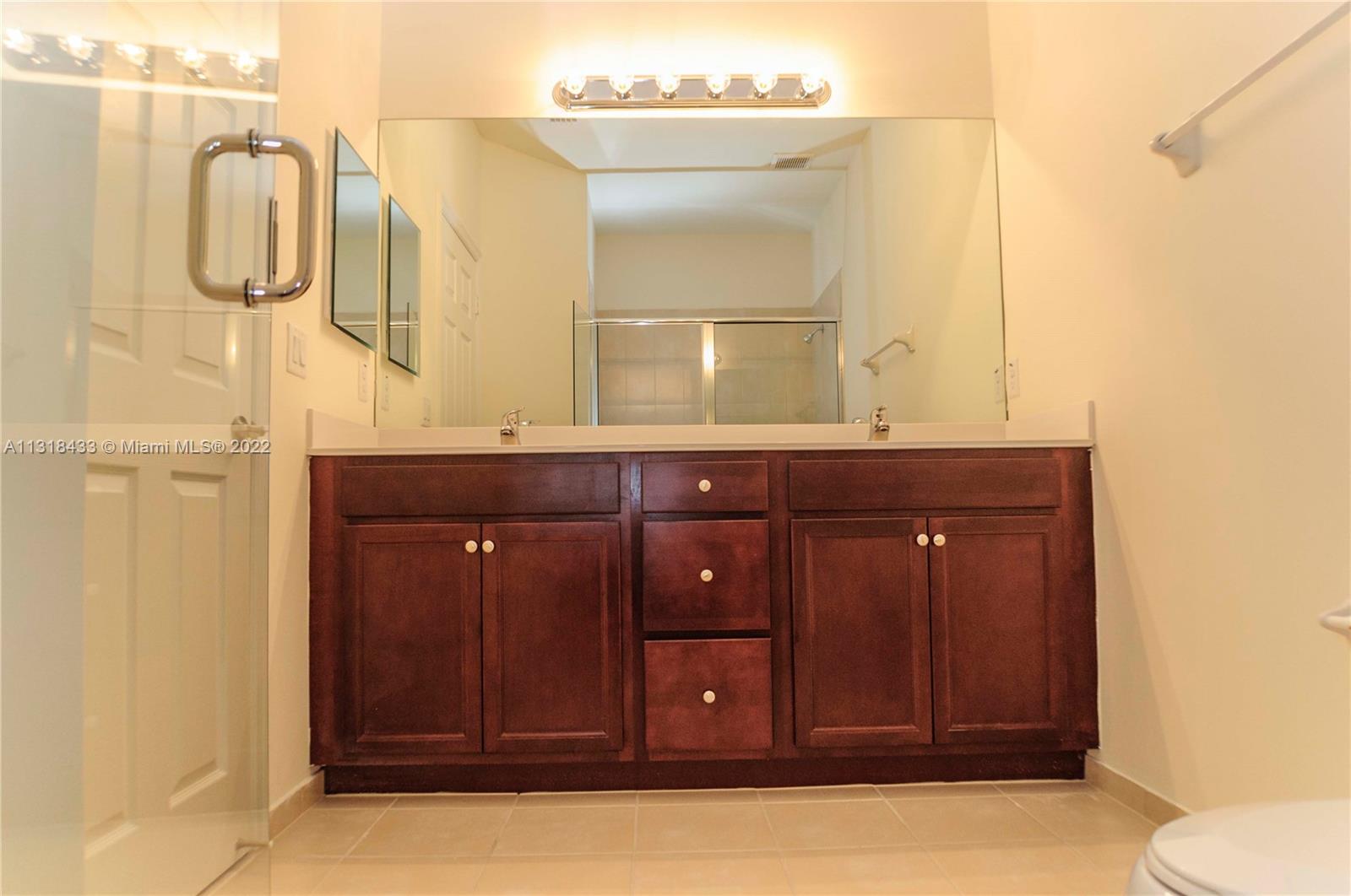 3313 W 94th Ter Unit: 3313