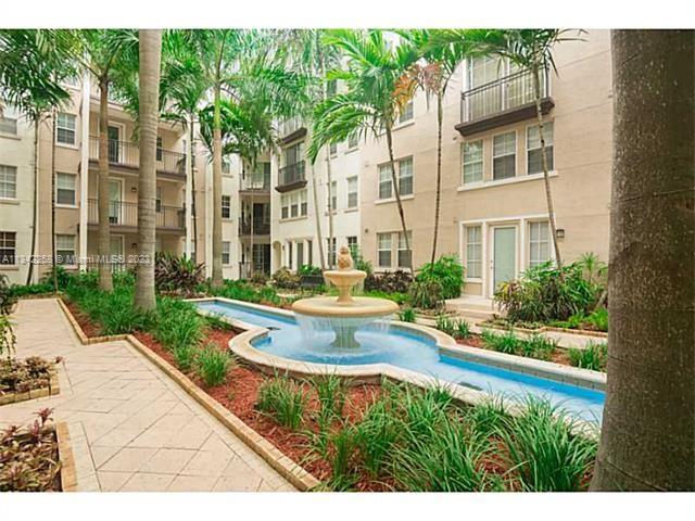 533 NE 3rd Ave Unit: 123