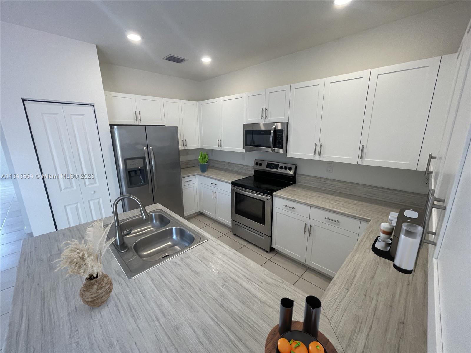 21452 NE 3rd Path