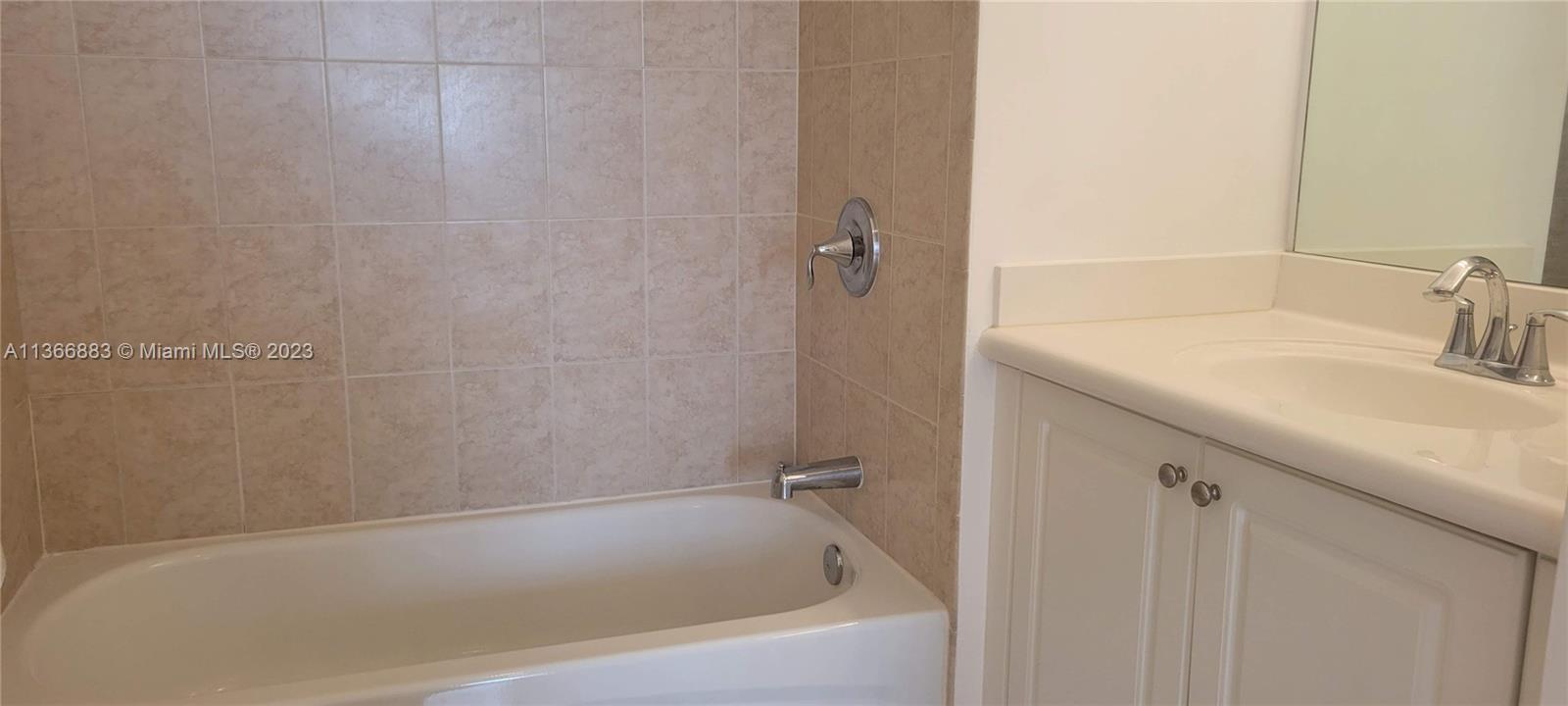8395 SW 73rd Ave Unit: 506