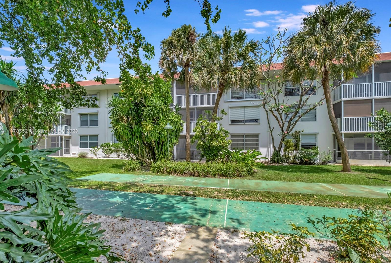 4025 N Federal Hwy Unit: 317C