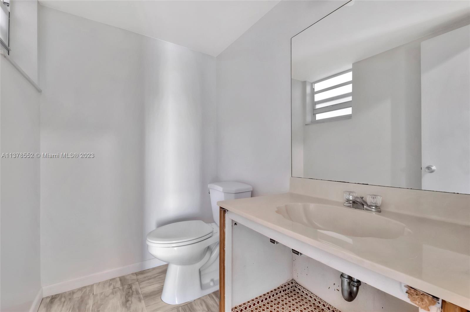 4025 N Federal Hwy Unit: 317C