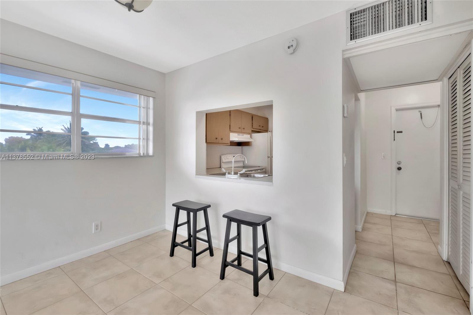 4025 N Federal Hwy Unit: 317C