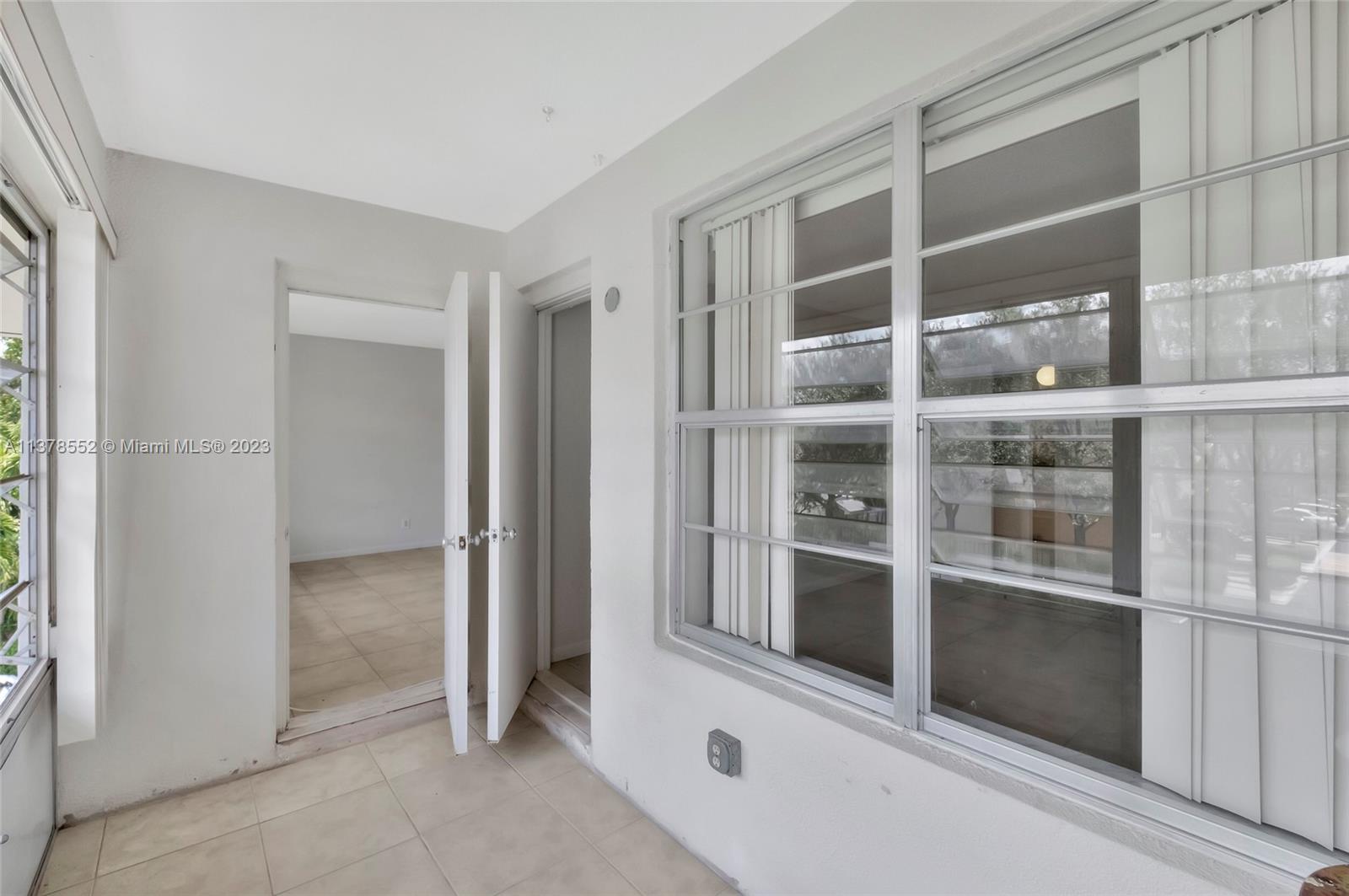 4025 N Federal Hwy Unit: 317C