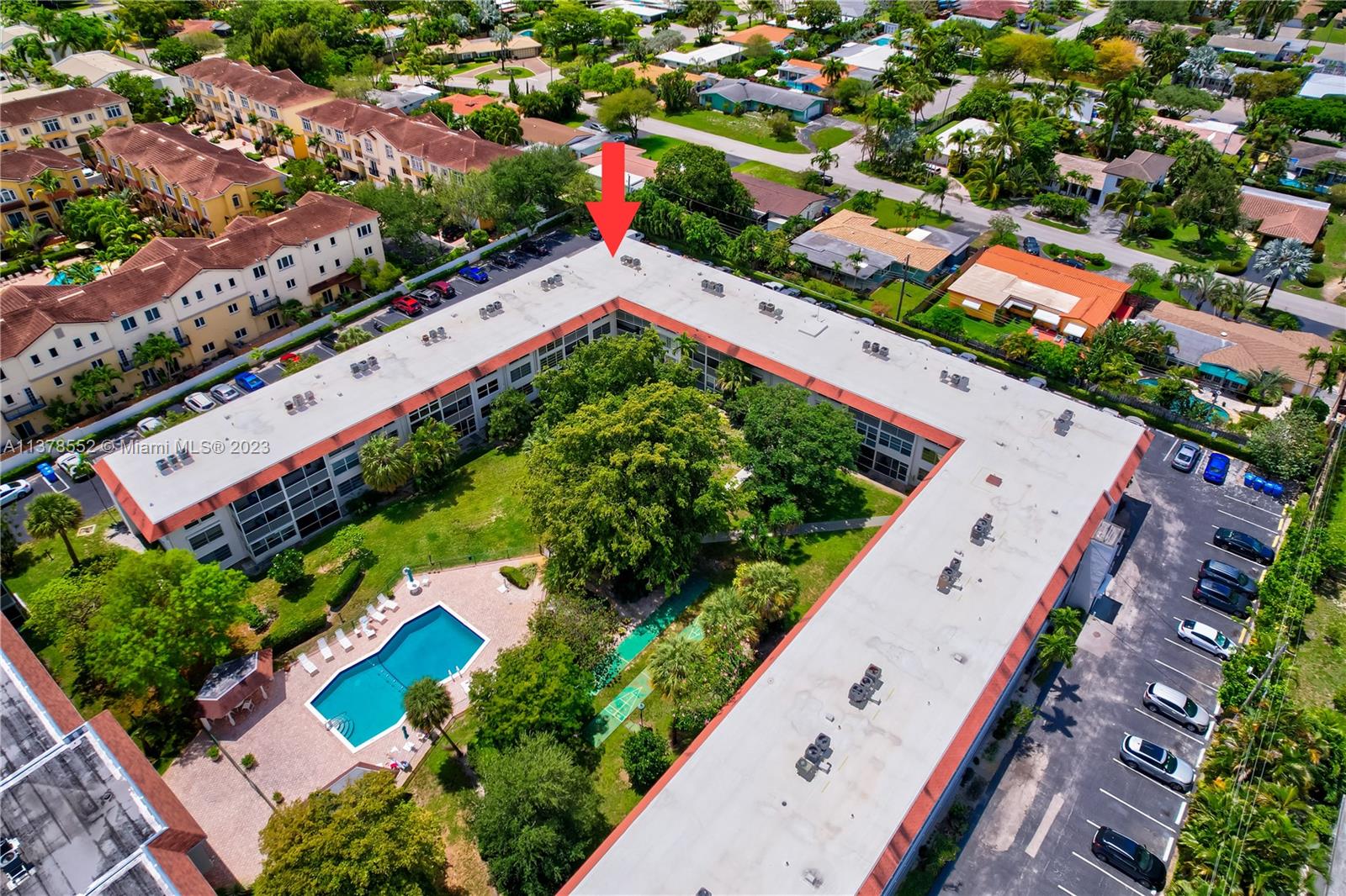 4025 N Federal Hwy Unit: 317C
