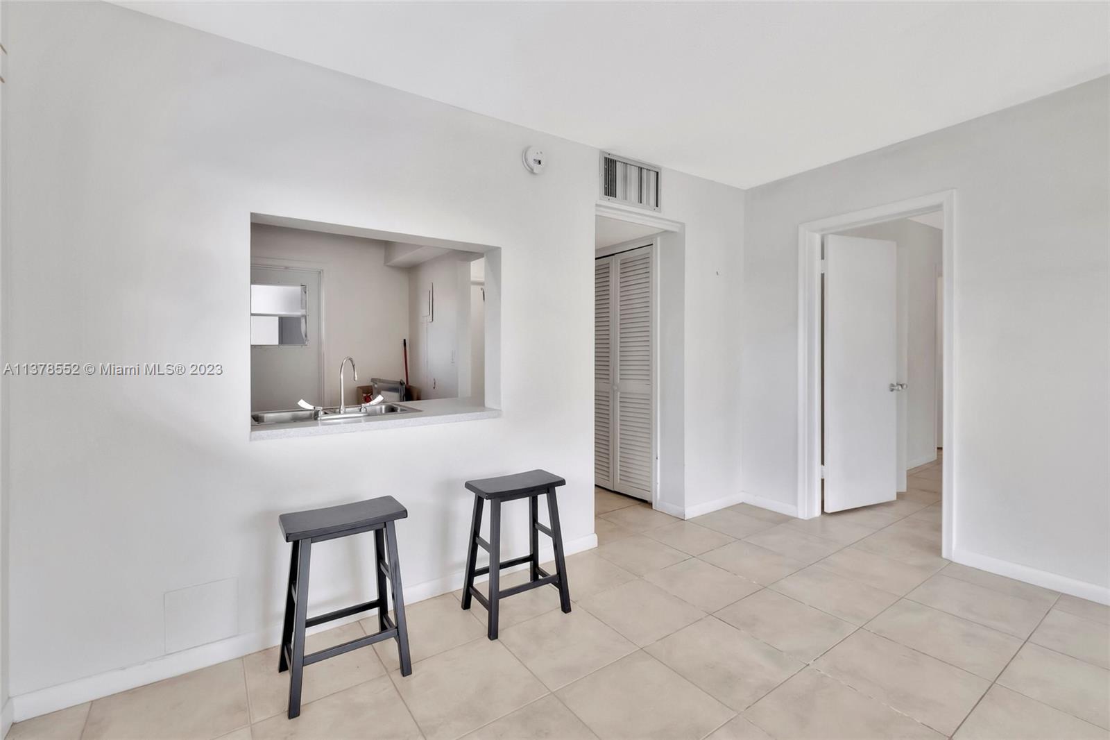 4025 N Federal Hwy Unit: 317C