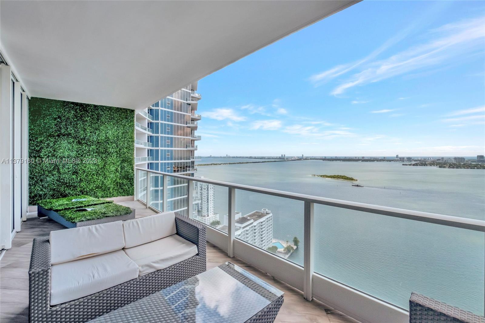 2020 N Bayshore Dr Unit: 3408