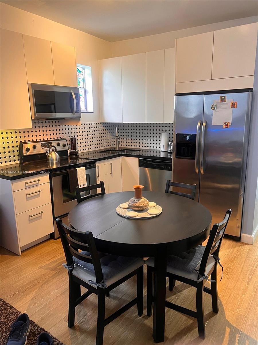 8220 NE 1st Pl Unit: A