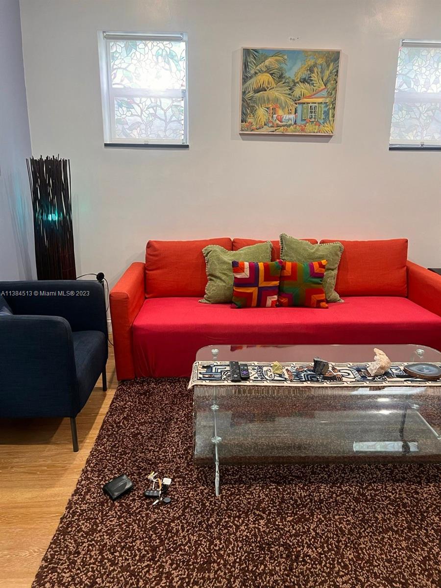 8220 NE 1st Pl Unit: A