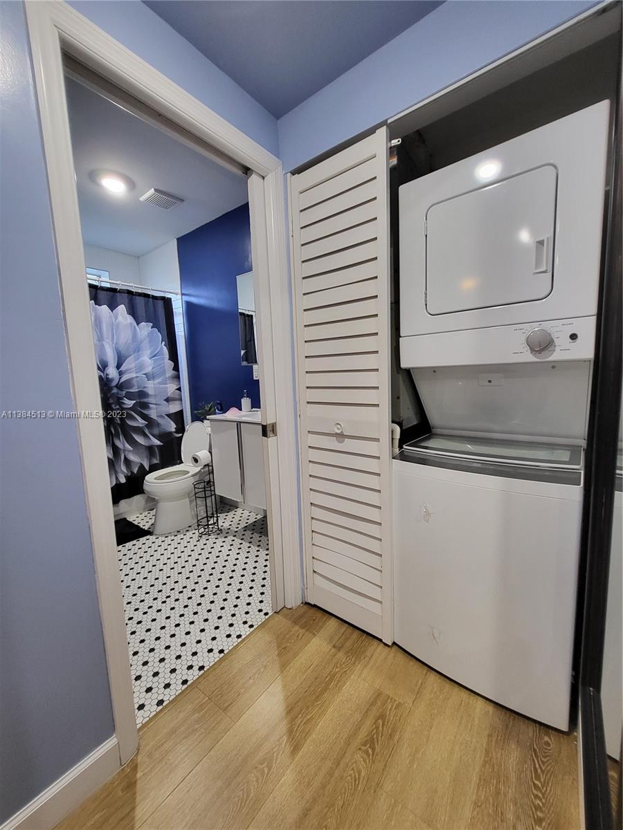 8220 NE 1st Pl Unit: A