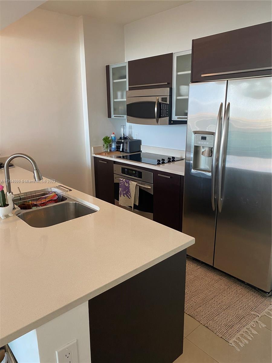 333 NE 24th St Unit: 1104