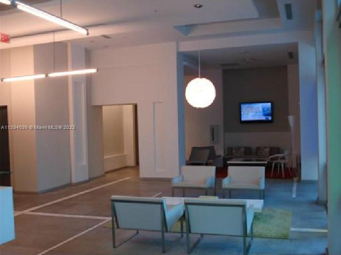 333 NE 24th St Unit: 1104